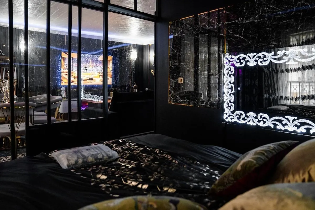 Luxury 2Bedrooms Arc De Triomphe Parigi 0*,